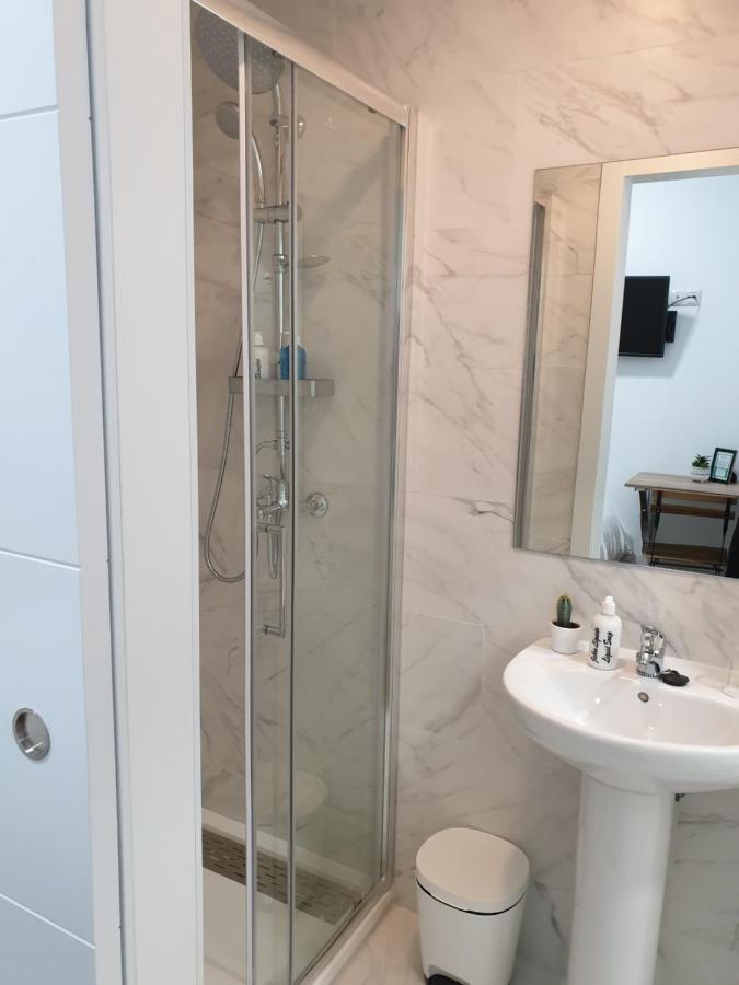 Norte Oviedo Rooms Madrid Exteriör bild