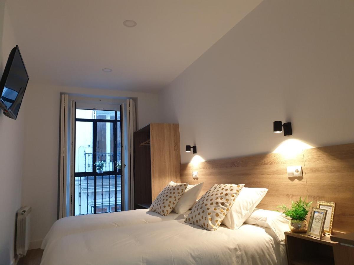 Norte Oviedo Rooms Madrid Exteriör bild